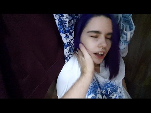 ❤️ Natagpuan ang aking kapatid na babae sa aparador at tinulungan ang kanyang cum Porno sa porn tl.wassell.ru ❌❤
